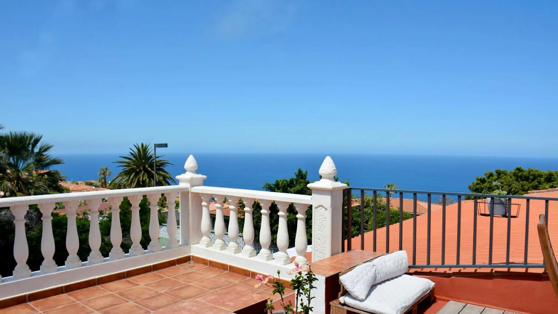 Kontakte von Casa Valeria Vista Mare E Teide